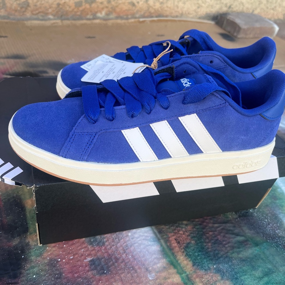 Adidas Men's Royal Blue and White Sneakers